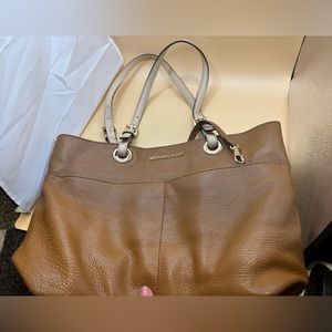 15x10 Gingerbread Brown Michael Kors Tote Bag Laptop Tablet Travel Purse Leather